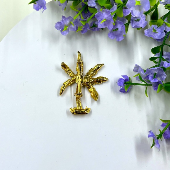 Cute Palm Tree Vintage Brooch with Crystal Accents - Picture 3 of 5
